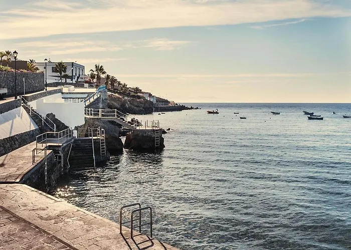 Estate In La Sabina With Private Pool