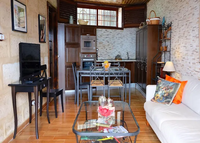 Estate In La Sabina With Private Pool